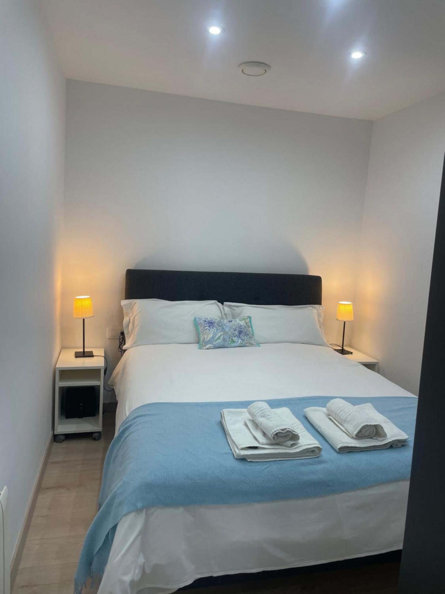 Apartamentos Barcelona - Iberia Exterior photo